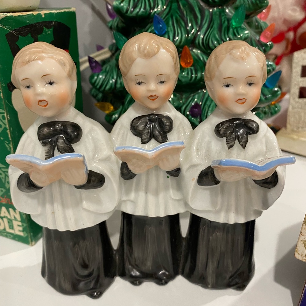 Vintage Choir boys figurine